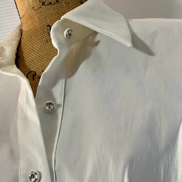 White formal long sleeve, button up, cuffed, sleeves - Picture 8 of 11